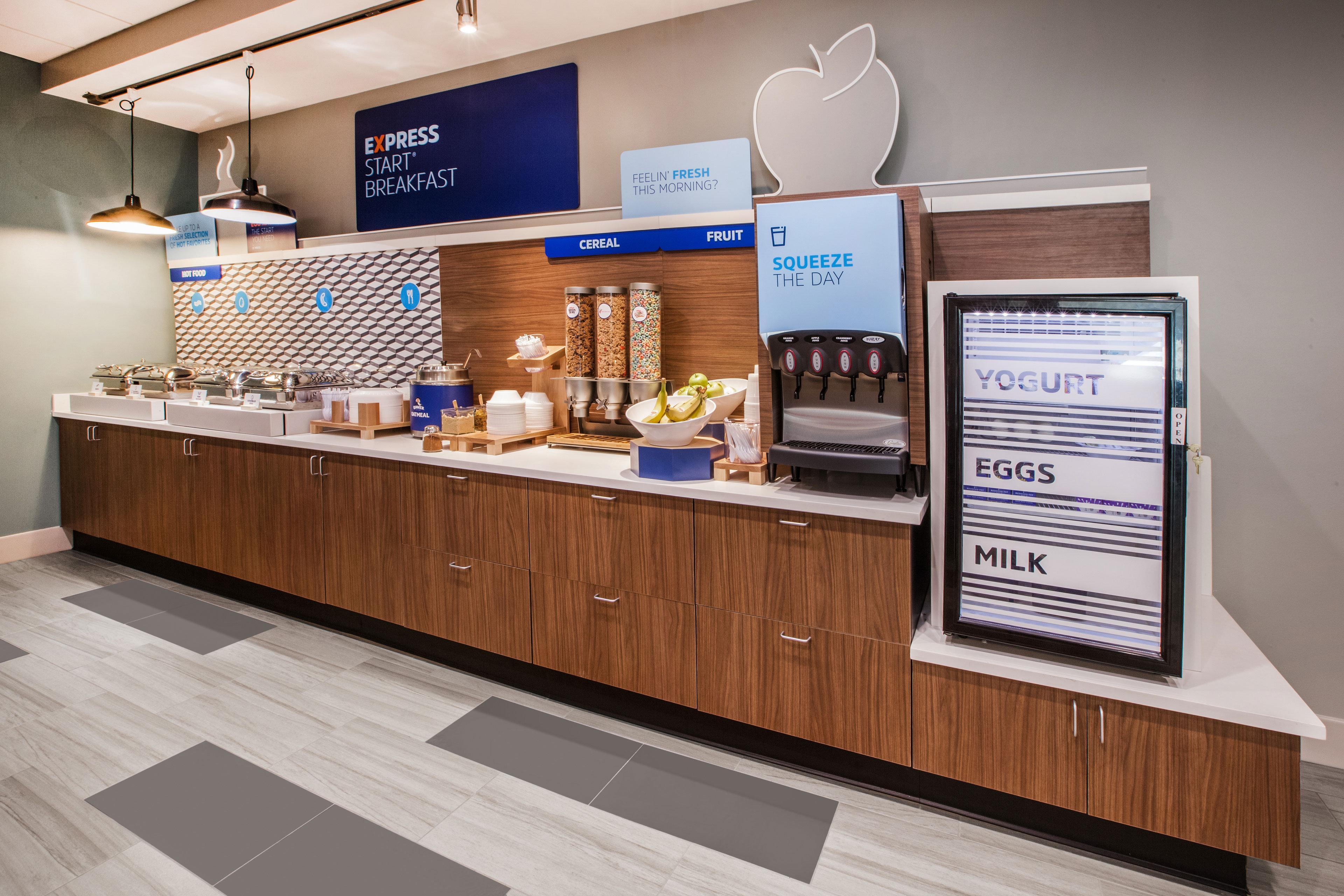 Holiday Inn Express Hotel & Suites Atlanta Buckhead By Ihg Экстерьер фото